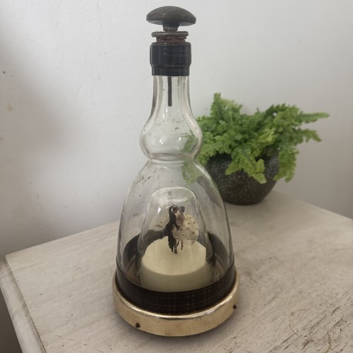 Vintage musical box liqueur - musical,