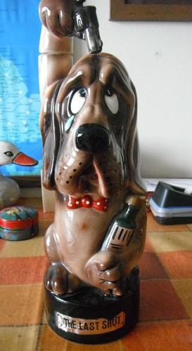Novelty hound dog musical - novelty,